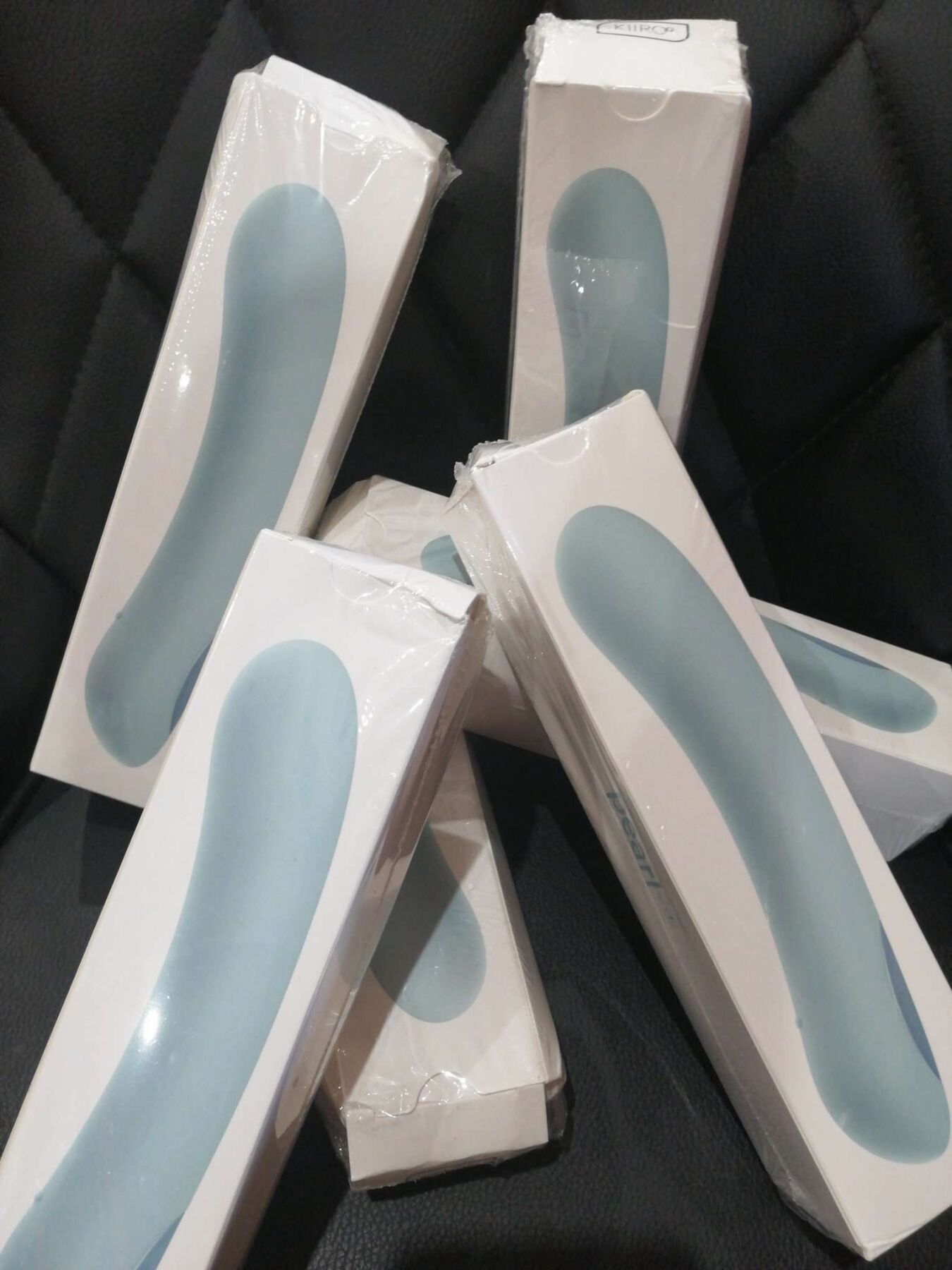 Интерактивный вибростимулятор для точки G Kiiroo Pearl 2+ Turquoise (мятая упаковка!!!)