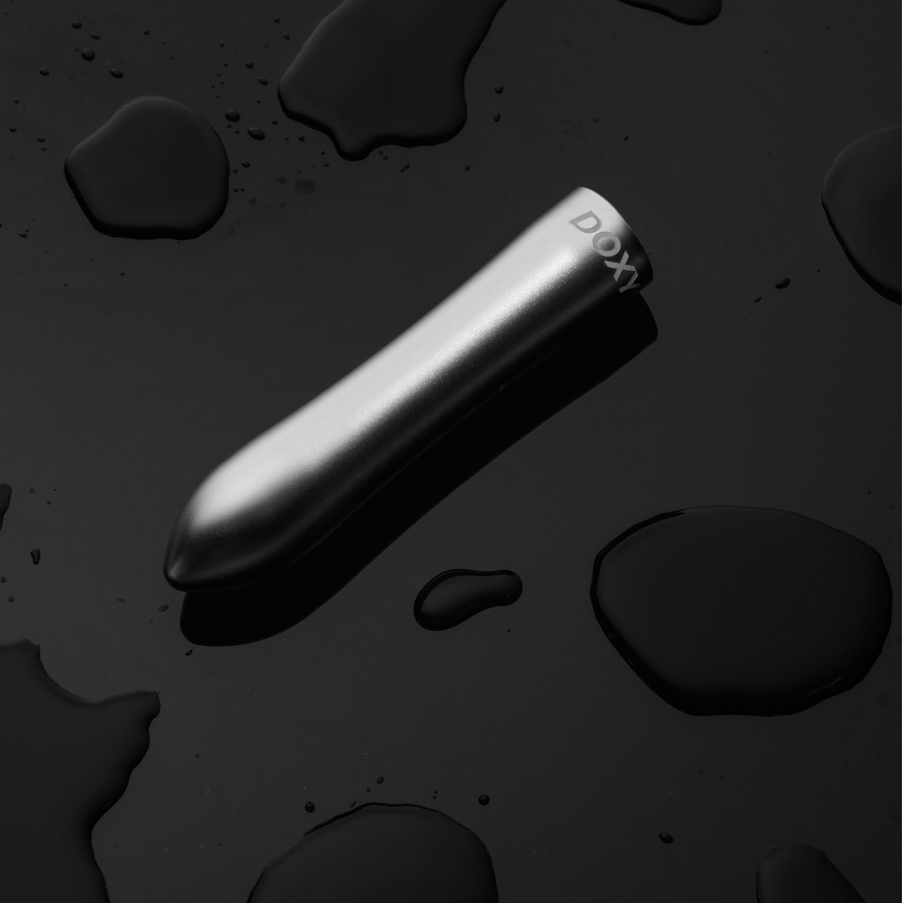 Вибратор DOXY BULLET SILVER